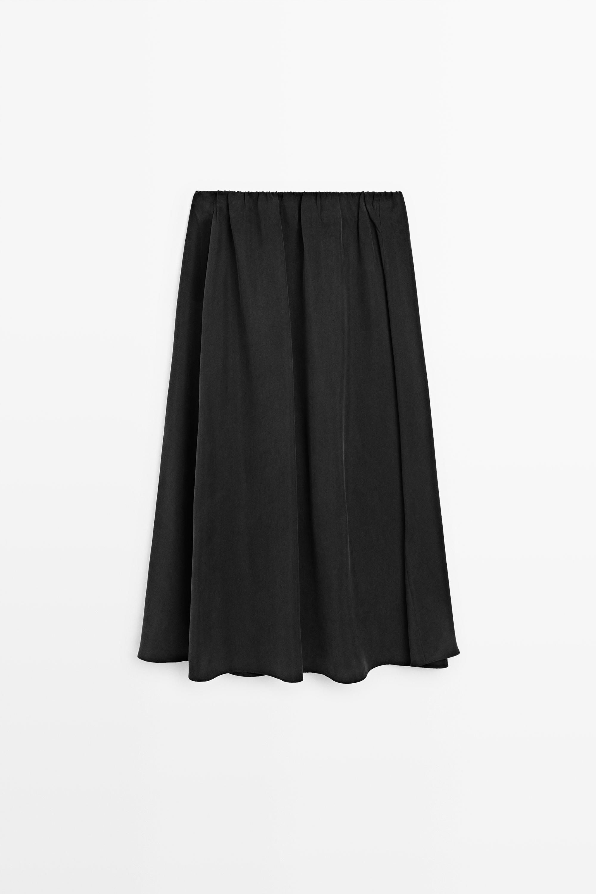 Voluminous midi skirt